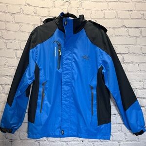 Men's waterproof hiking jacket blue and black, with a hood and windproof feature
